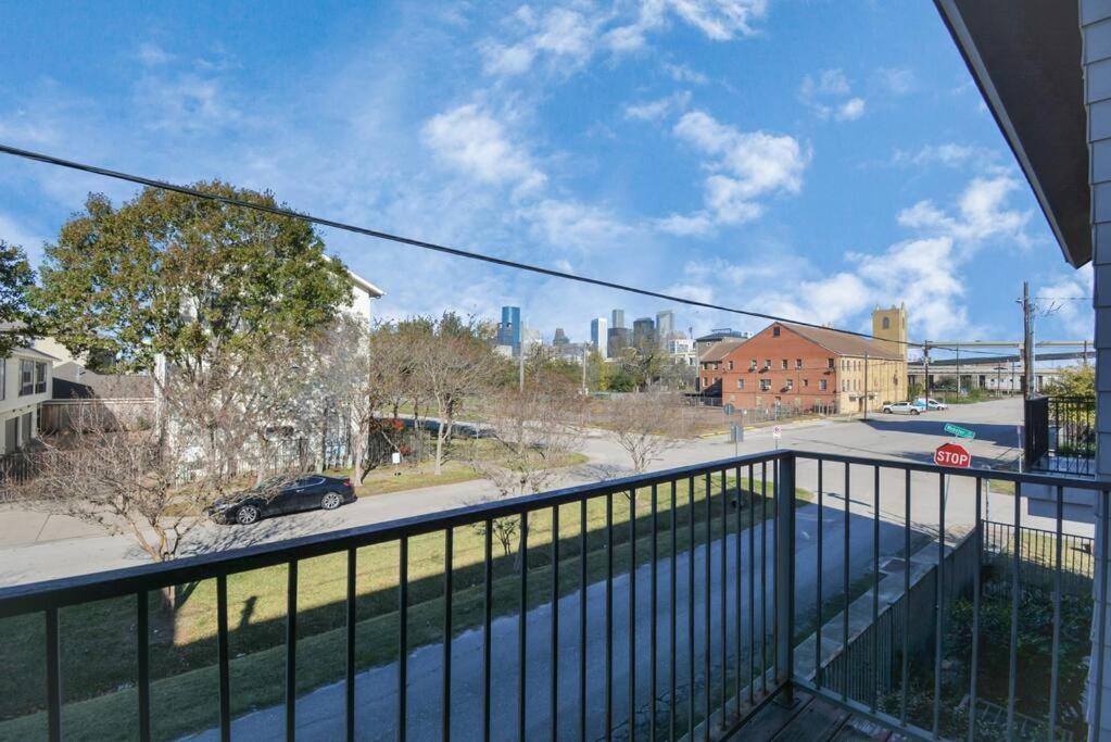 3Br/3.5Ba Three Story East Downtown Townhouse With View Villa Houston Eksteriør billede